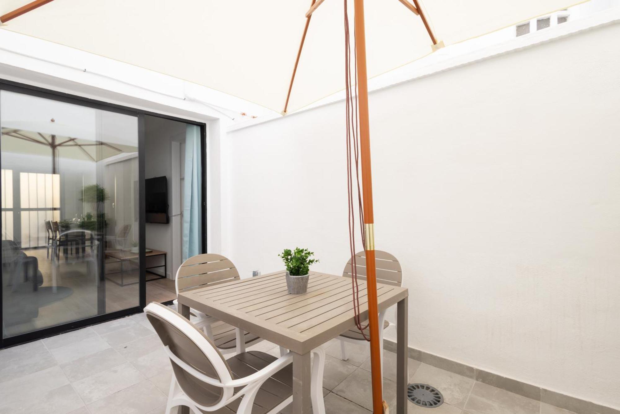 Cruz Cubierta Apartments บาเลนเซีย ภายนอก รูปภาพ